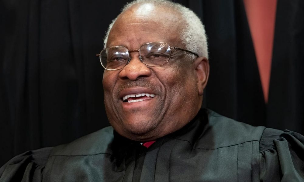 Did clarence thomas benefit from affirmative action?