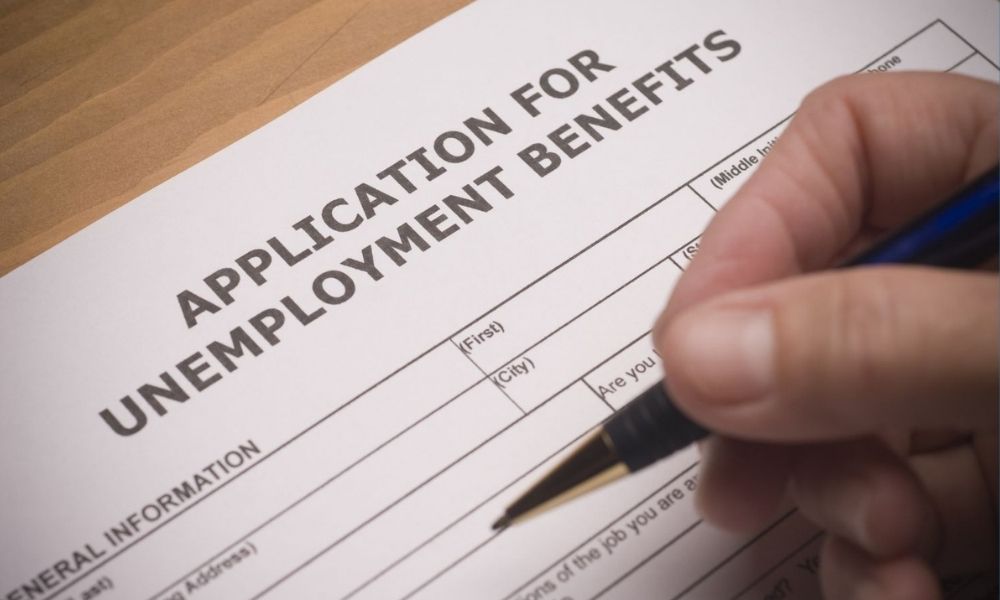 How long does an employer have to contest unemployment benefits?